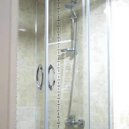 Garden Duplex With Netflix Close To Taksim,bomonti Apartment *