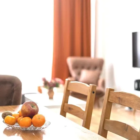 Apartment Garden Duplex With Netflix Close To Taksim,bomonti Istanbul