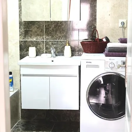 Garden Duplex With Netflix Close To Taksim,bomonti *